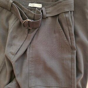 Nine West Women Belted High Rise Cargo Pant Tapered Leg Black Size M